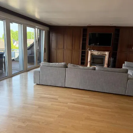 דירה Stilvolles Retreat Mit Loggia & 2 Schlafzimmern