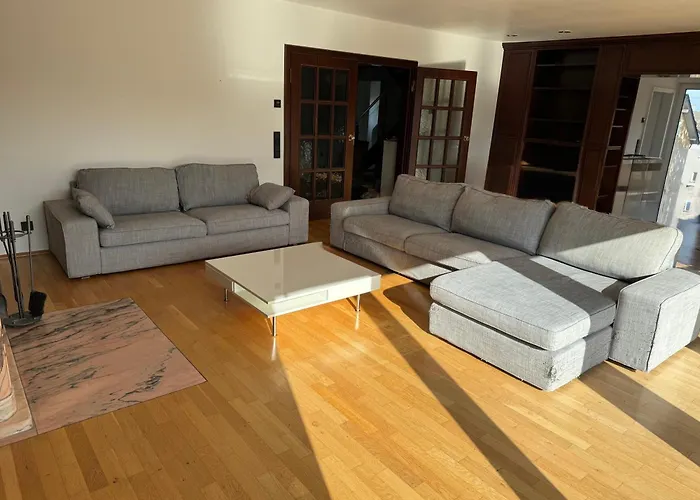 Stilvolles Retreat Mit Loggia & 2 Schlafzimmern * Niederkassel