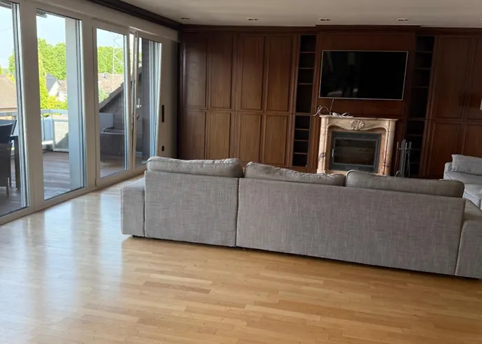 Daire Stilvolles Retreat Mit Loggia & 2 Schlafzimmern